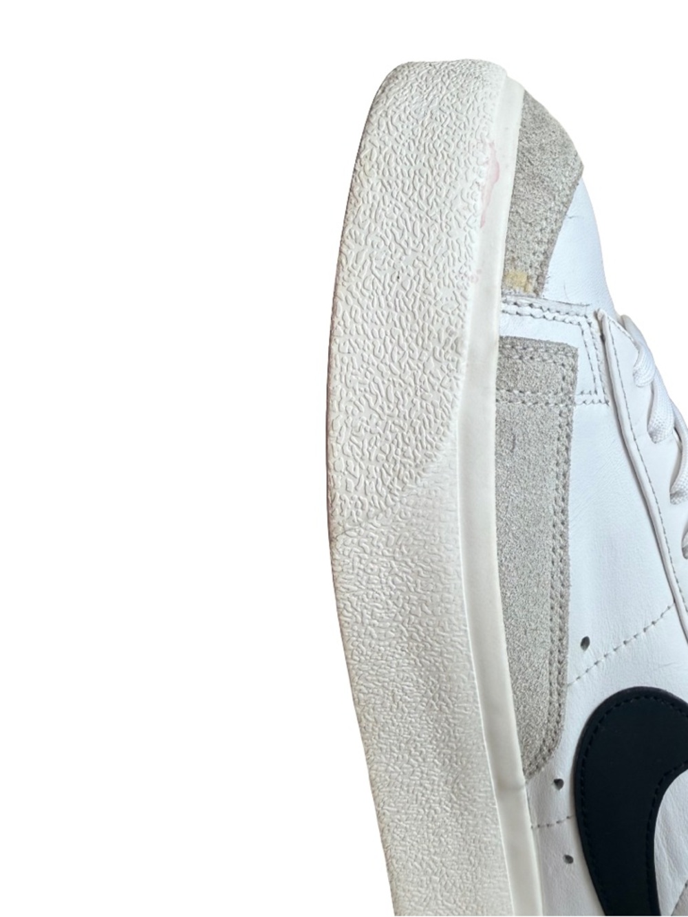 Preloved Nike Women’s Blazer Low Platform - Picture 7 of 13